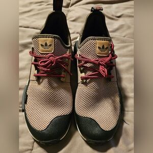 Adidas La Marque Aux 3 Bandes Sneakers - Size 8.5 Mens - New without tags or box